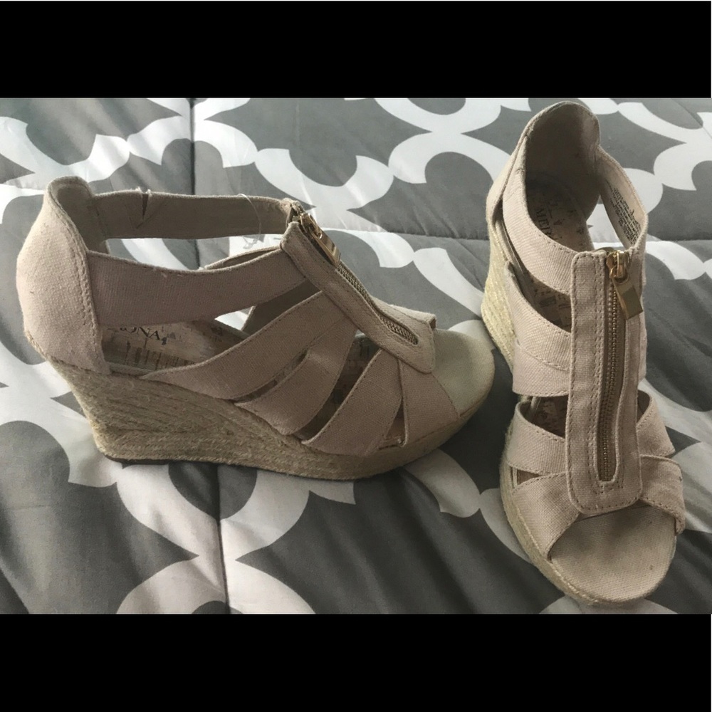 Merona wedge in nude